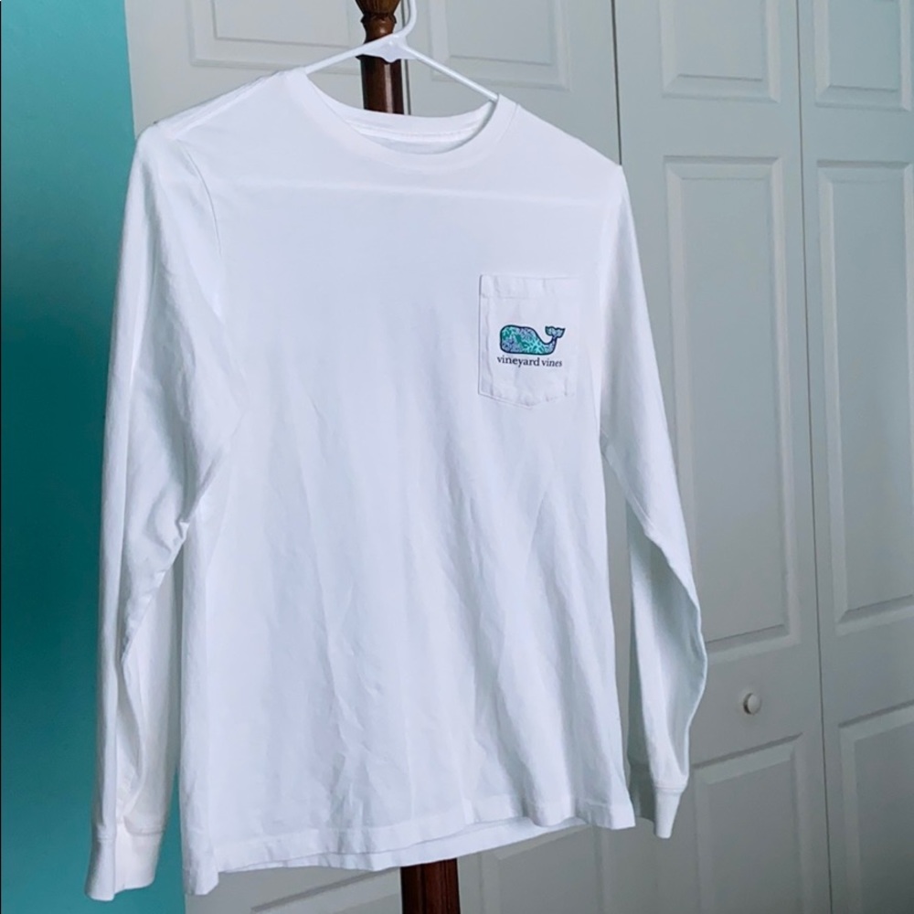Vineyard vines long sleeve tee
